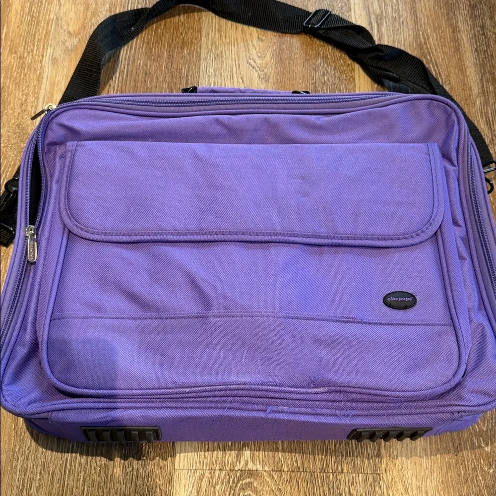 Oliepops Laptop Messenger Bag in Purple